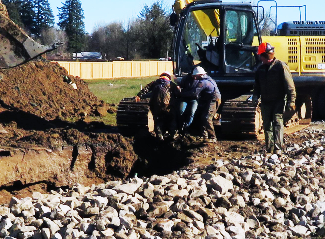 Trench7876.jpg